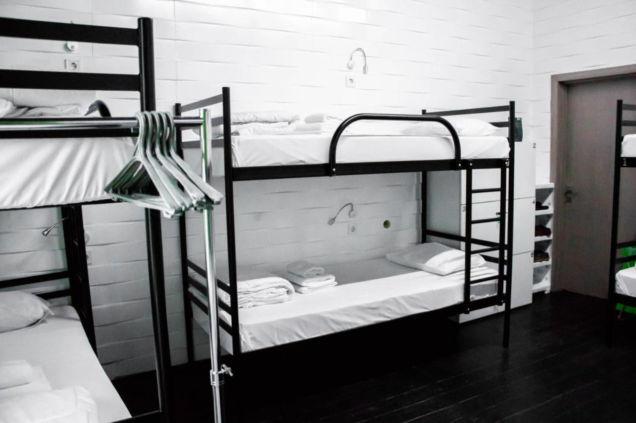 Zipper House Hostel *